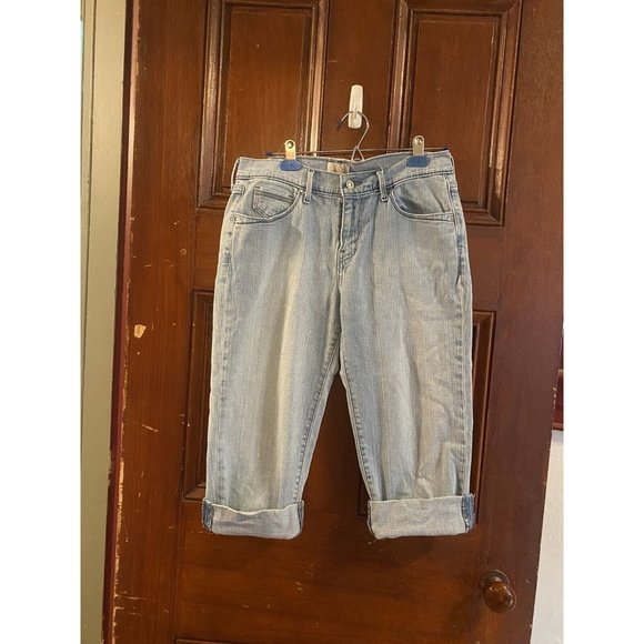 Levis 515 Capri Jeans Women's Blue Denim  Cuffed Light Wash Sz 6 Red Tab - Picture 3 of 8